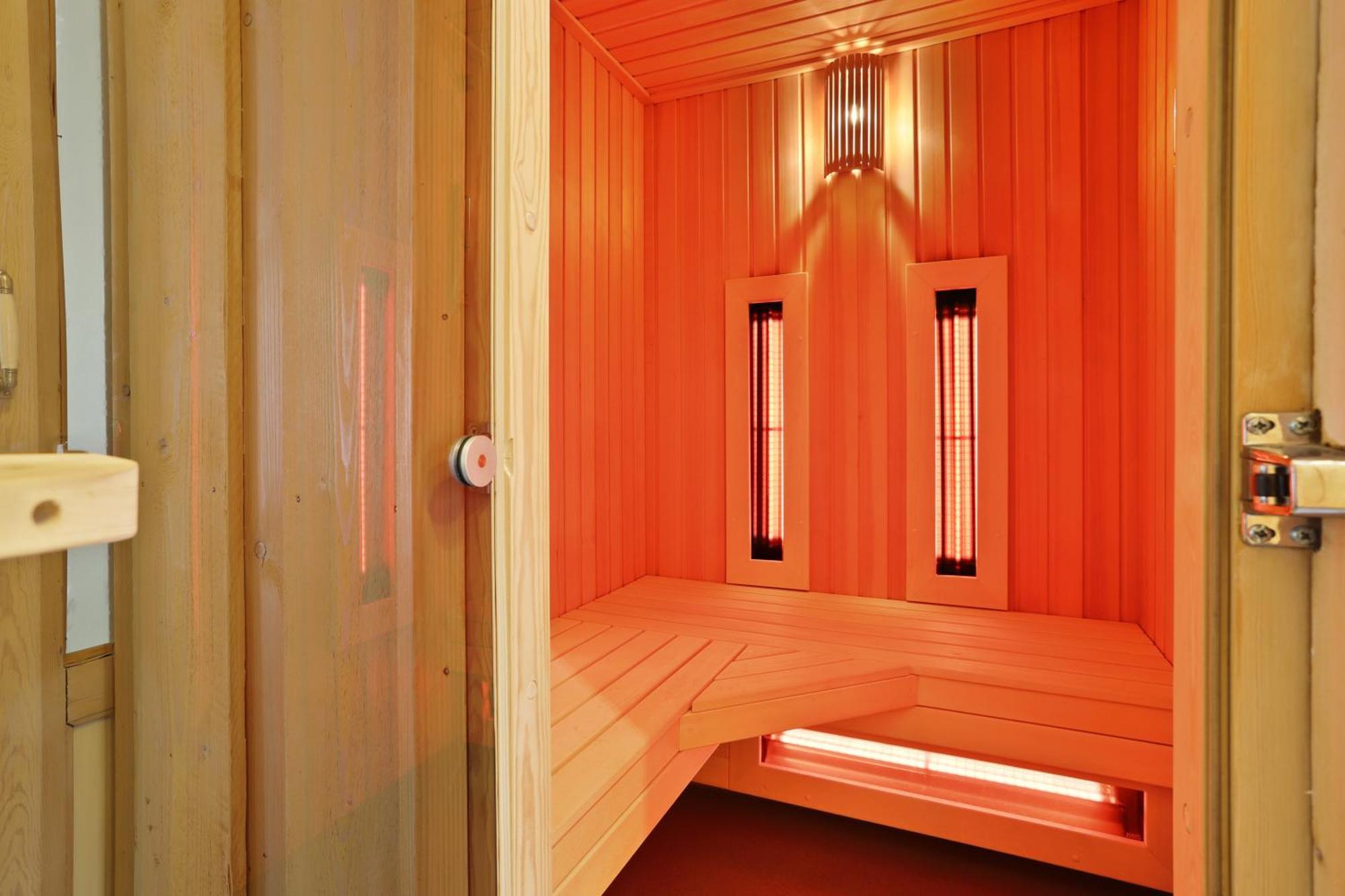 B&B - Sauna D'Olle Pastorie Vierhuizen ภายนอก รูปภาพ