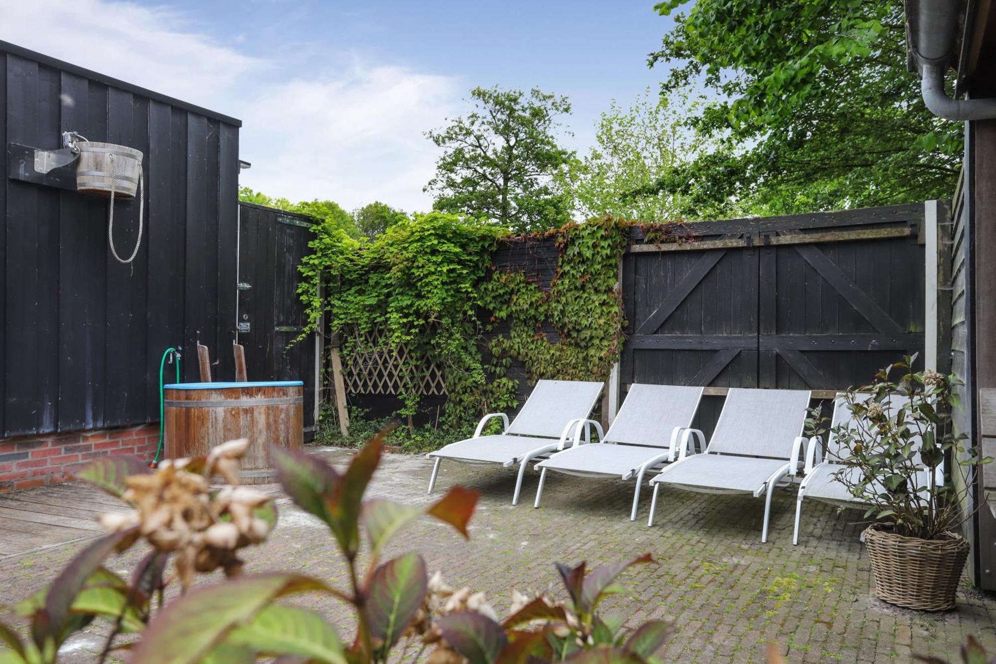B&B - Sauna D'Olle Pastorie Vierhuizen ภายนอก รูปภาพ