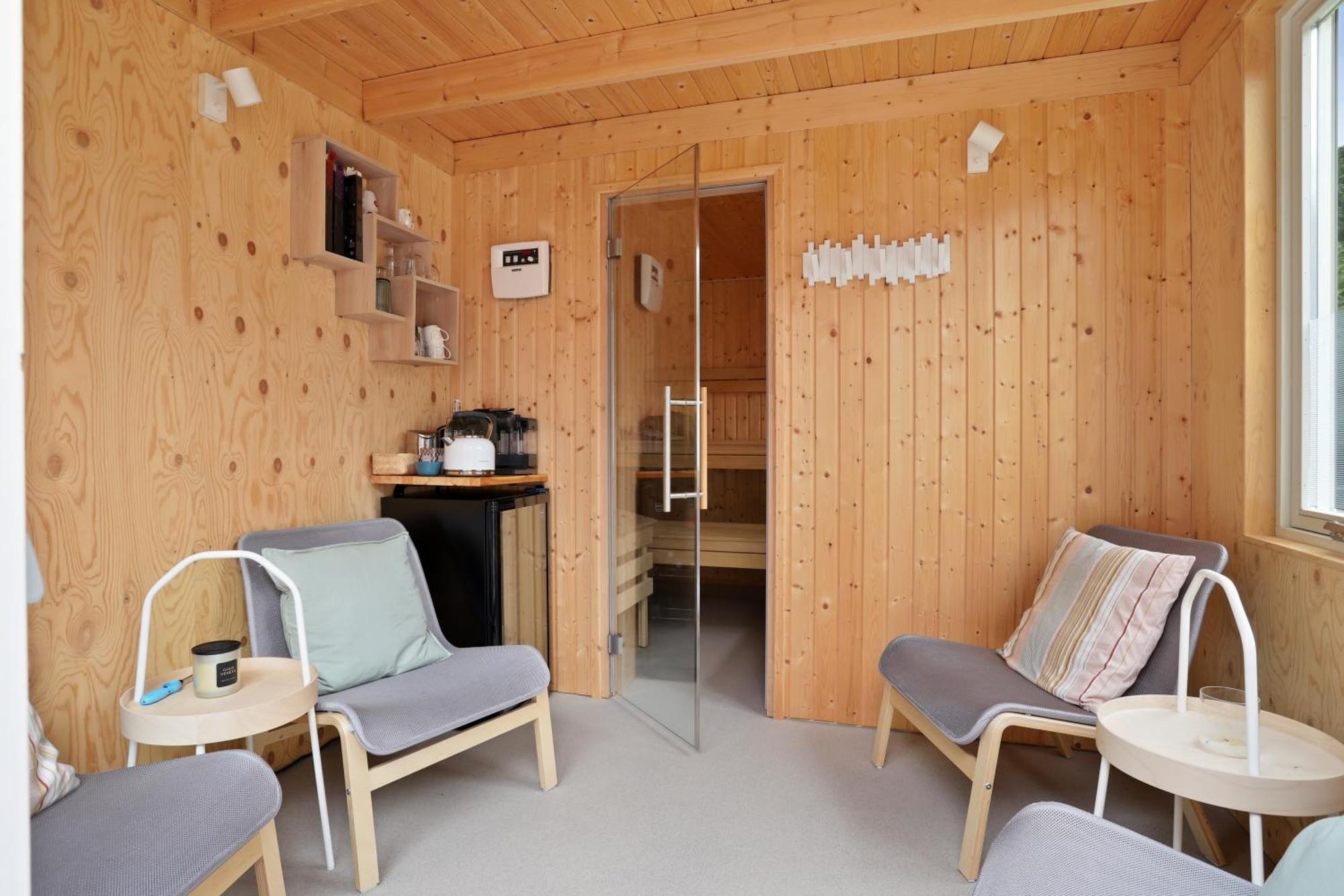 B&B - Sauna D'Olle Pastorie Vierhuizen ภายนอก รูปภาพ